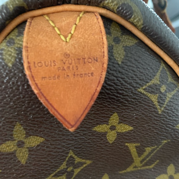 💕💕Authentic Louis Vuitton Speedy 30 💕💕zipper is almost completely off. - Picture 8 of 9